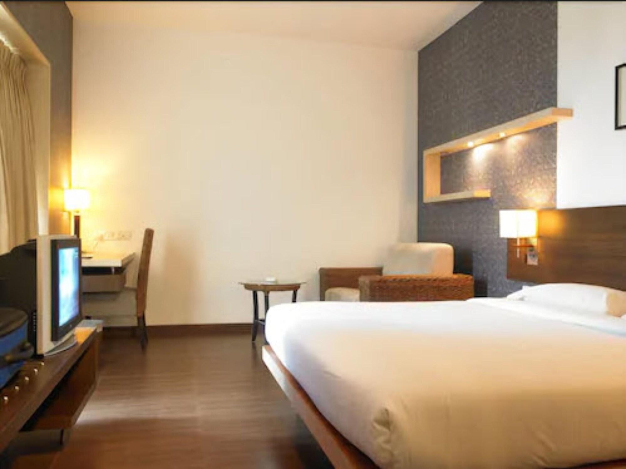 Hotel Satkar Residencia Thane Exterior foto